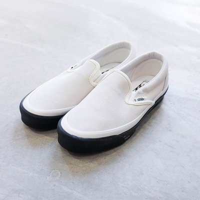【正品】【車庫服飾】WTAPS X VANS OG CLASSIC SLIP ON 極新二手 白色 座標 懶人鞋
