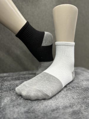【群益襪子工廠】竹炭毛巾長襪(厚底)12雙418元；長襪、毛巾底、厚底襪、竹碳襪、除臭襪、腳臭、襪子、棉襪、運動襪、踝襪