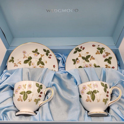 Wedgwood 野草莓 咖啡杯盤 禮盒