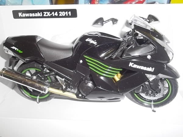 車界模王 Kawasaki 1 12比例zx14r Zx14 Zx 14r 6眼魔神全國獨賣 Yahoo奇摩拍賣