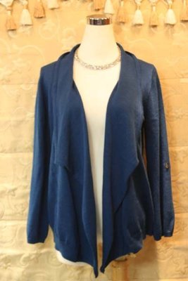 【性感貝貝2館】Azur 專櫃藍色羊毛針織罩衫小外套, Elegance Giesswein Bogner Pique款