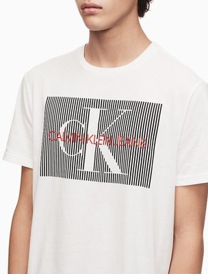 【美麗小舖】全新真品 Calvin Klein CK 白色 男 T恤 短袖 短T-Shirt 圓領~C03103