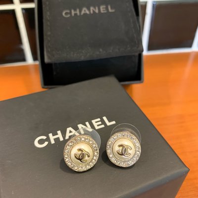 【售出】CHANEL香奈兒珍珠水鑽耳環/針式耳環-二手