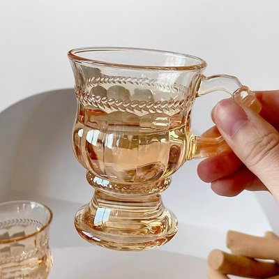 簡約復古浮雕歐式水杯玻璃杯 伴手禮琥珀色創意ins 玻璃杯咖啡杯-維尼創意家居