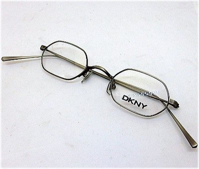 DKNY眼鏡架日本製造