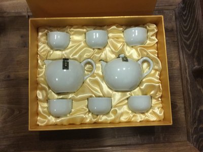 ［冠頴工房］天仁茗茶經典茗風茶具組，羊脂釉內容物全新