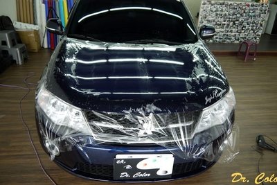 Dr. Color 玩色專業汽車包膜 Mitsubishi Outlander 細紋自體修復透明犀牛皮_引擎蓋 / 門碗