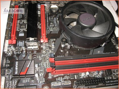 JULE 3C會社-技嘉 AX370M-Gaming 3 主機板+ AMD RYZEN R5 2400G 含風扇 CPU