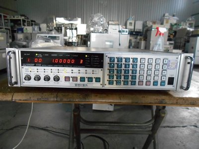 NF 1732 Function Synthesizer 信號產生器波型產生器 合成器