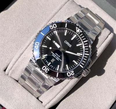 ORIS Aquis Date 陶瓷圈 黑色面錶盤 銀色不鏽鋼錶帶 男士 自動機械錶 0173377304134-0782405PEB 潛水錶300米