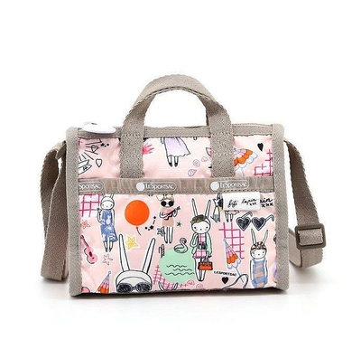 新款熱銷 LeSportsac 3273 Fifi Lapin 時尚兔 小號斜背手提防水兩用包 降落傘防水 限量 小號