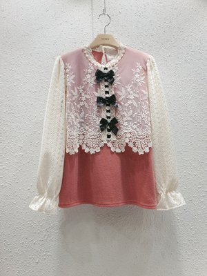 Twinkle 大皇冠 珍珠領蝴蝶結蕾絲針織棉上衣(現貨)  韓國秋冬最新款