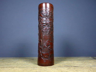舊藏老竹雕精工雕刻  樂在其中   香筒：1440 尺寸：長7cm寬6.5cm高18cm重量：270g0