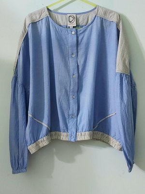 （搬家出清）9成新法國精品 DRESS gallery 天藍色寬鬆上衣/襯衫罩衫，搭配黑白細條紋，尺寸36碼(偏大）Maxmara agnesb isabel