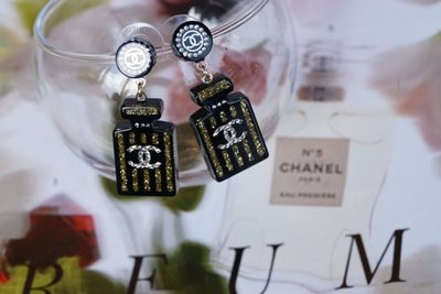 Chanel A89476 earrings 香水珍珠耳環