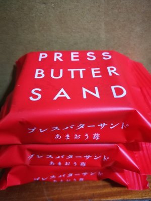 《阿肥小舖》福岡限定 甘王草莓 3入 press butter sand 焦糖奶油夾心餅 日本必買伴手禮