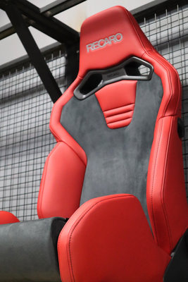 全新進口最新款RECARO SRS UT紅色 皮革麂皮可調賽車椅 BRIDE SPARCO OMP