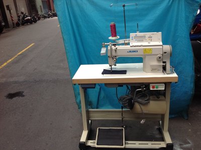 工業電腦縫紉機(縮小板)JUKI5550N-7自動切線無声馬達(非大陸制造)全机日本造、學生，成衣，工廠的最愛、保固1年