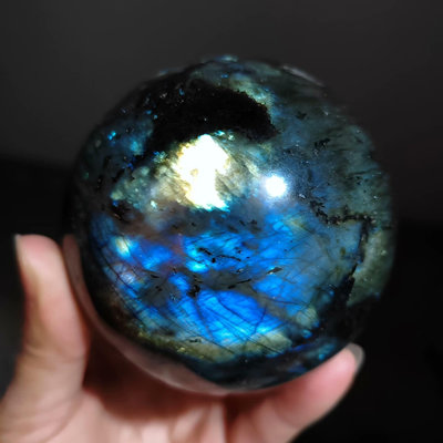 二手 直徑8.5厘米天然藍光拉長石水晶球   原礦拉長石打磨水晶球 古玩 雜項 擺件【華夏古今堂】4350