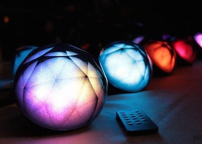 藍芽喇叭 Diamond+ 鑽石水晶藍牙喇叭 LED情境氣氛燈造型小夜燈 beats 原廠貨 app