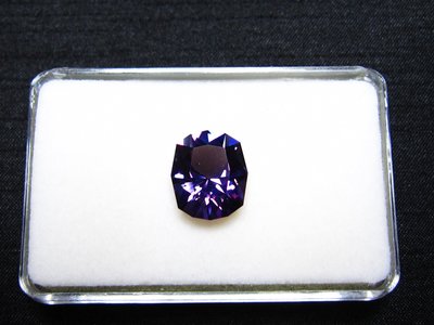 紫水晶 超強火閃 天然無處理 烏拉圭 - 5.42克拉【Texture &amp; Nobleness 低調與奢華】