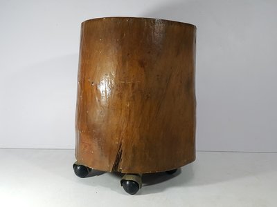 [銀九藝] 早期 高~39公分 重~18公斤 牛樟木 樹頭 木頭 原木椅