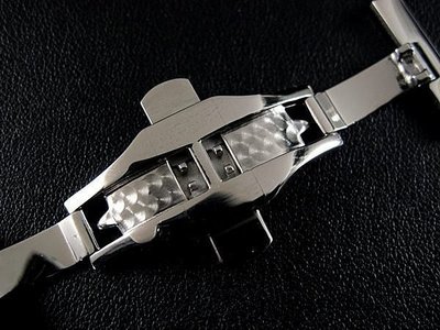 台灣品牌CW不銹鋼精製魚鱗紋按壓彈片式錶帶扣,蝴蝶扣,折疊扣22mm 20mm 18mm 16mm