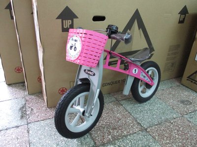 買First Bike 滑步車送兒童專用護具 德國設計 童車 兒童 滑步車 街頭粉紅1.8歲~5歲騎