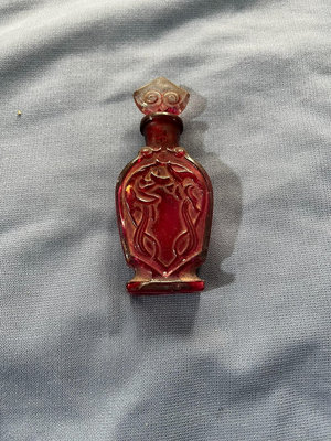 【二手】民國時期的玻璃香水瓶，紋飾圖案設計漂亮，造型獨20564【銅都古董】古玩 收藏 古董