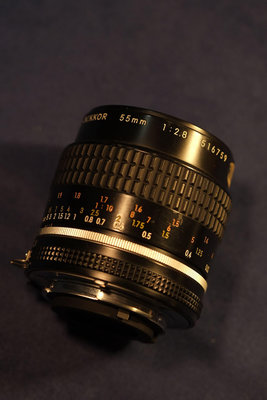 Nikon 55mm f2.8 macro AIS nikon fm2 f2 f3 可考慮