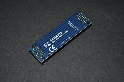 庫存新品！技嘉 GC-DGBR2-RH 2-Way SLI Bridge 2槽 顯卡橋接器 (SLI間距約6.1 cm)