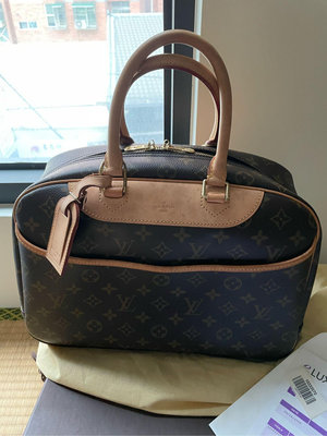 小芬店舖～Louis Vuitton  LV M47270手提包.大珍珠提包（付購證）