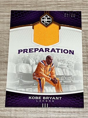 16 17 Limited - Kobe Bryant 限量/99 熱身服球衣卡 高比例 1:2 Cases 2箱1張 Rare Case Hit 箱特卡