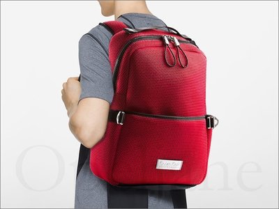 現貨美國官網 CK Calvin Klein 卡文克萊 紅色專業運動網眼輕材質大款後背包登山旅遊 出國 愛Coach包包