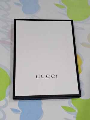 Gucci  大紙盒