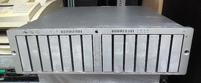【電腦零件補給站】Apple A1009 Xserve 支援光纖通道14-熱抽換 RAID機櫃 含14顆硬碟/請自取