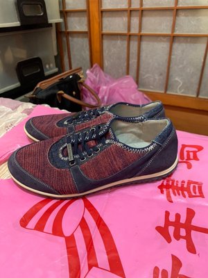 「 二手鞋 」 Hush Puppies 休閒鞋 US8.5（紅藍）4