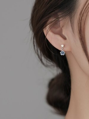 【熱賣精選】【巷南】925純銀花朵耳釘女2022年新款潮耳環小眾設計輕奢耳飾夏，