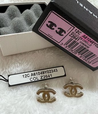 Chanel 全新收藏品 淡金色 耳環