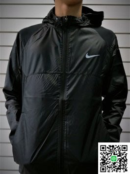 全新 Nike Golf 超輕量薄外套 可打包外套 輕便好收納 舒適好著 黑色款