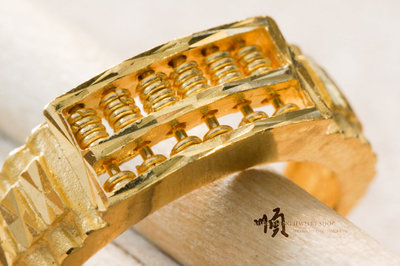順順飾品--純金戒指--香港製造藝術算盤戒指┃重2.19錢.活動戒圍