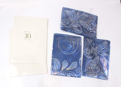 全新,資生堂SHISEIDO REVITAL 30週年紀念 絲巾,領巾/ 3條一起賣