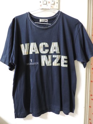 男裝童裝品牌潮流上衣TRUSSARDI深藍色VACA NZE圖案圓領短袖T恤(棉) 尺寸160 日本製