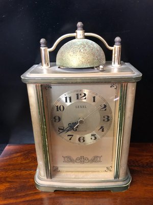 『華山堂』早期日本骨董桌鐘 LEXEL 日本製 時鐘正常使用 正常使用 鬧鈴不動 裝電池 古董鐘