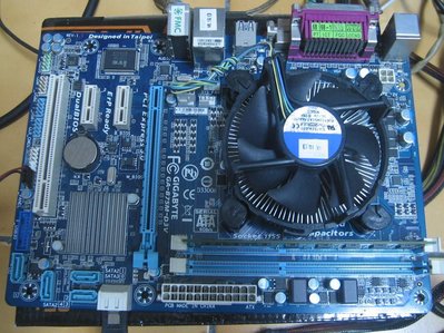 【東昇電腦】技嘉 GA-B75M-D3V1155 USB3.0 內顯 主機板裸板 有檔板