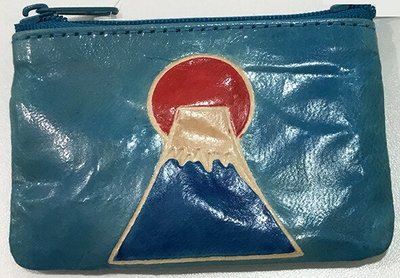小驚奇代購【現貨】日本 富士山 皮革 零錢包 小物包 ~日本直送～✈✈
