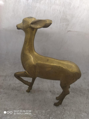 銅器純銅鹿擺件一個506g材質黃銅，尺寸品相見圖見視頻，二手東西特殊性不退不換舊東西難免磕