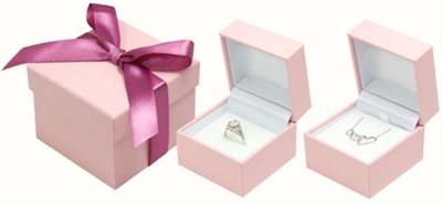 浪漫粉紅色蝴蝶結 獨家設計款戒指/項鍊一盒多用珠寶盒 首飾盒 項鍊盒 戒指盒 包裝盒 婚禮小物 收藏盒 禮物盒 耳環盒