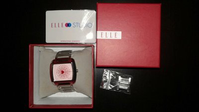 專櫃正品 附證書  ELLE STUDIO 手錶 粉紅 錶面 心型 秒針 銀色 金屬 錶帶 原價6800  請留言勿直接下標