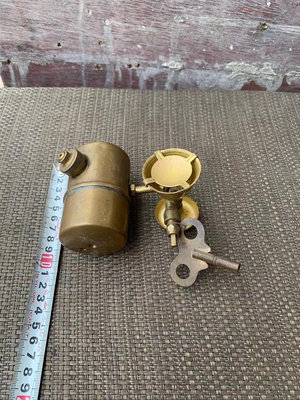 西洋銅器煤油燈酒精燈油桶造型配一個調節鑰匙成色挺好